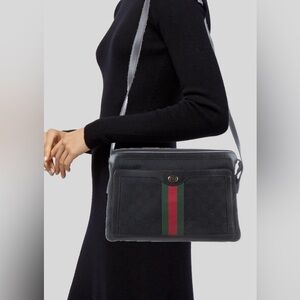 Vintage Gucci Sherry Shoulder Bag with Red and Green Stripe adjustable strap.